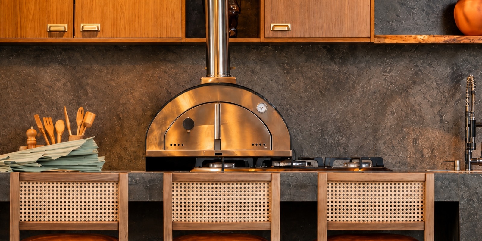 Forno De Pizza a Lenha Gourmet Firenze 610IN - Médio Preto